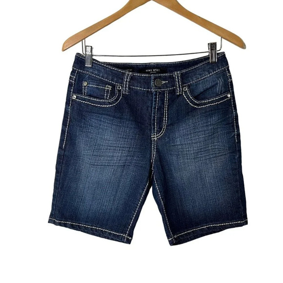 Nine West Jeans Shorts Date Night Fit 28/6 Chunky Stitching Rhinestones Bling - Picture 1 of 7